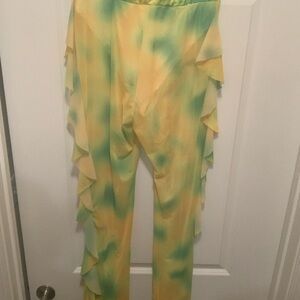 🟢Yellow and Green Ruffled Swimwear🟢